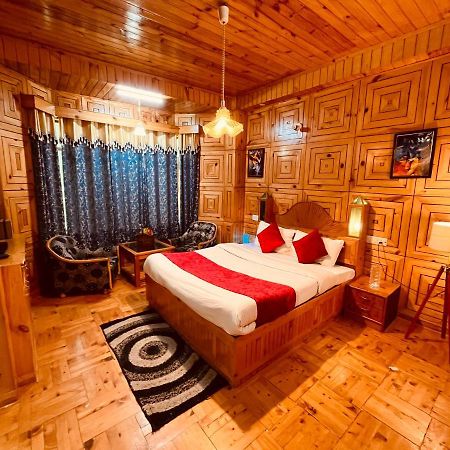 Woods Villa- A Luxury Mountains View Cottages 마날리 외부 사진