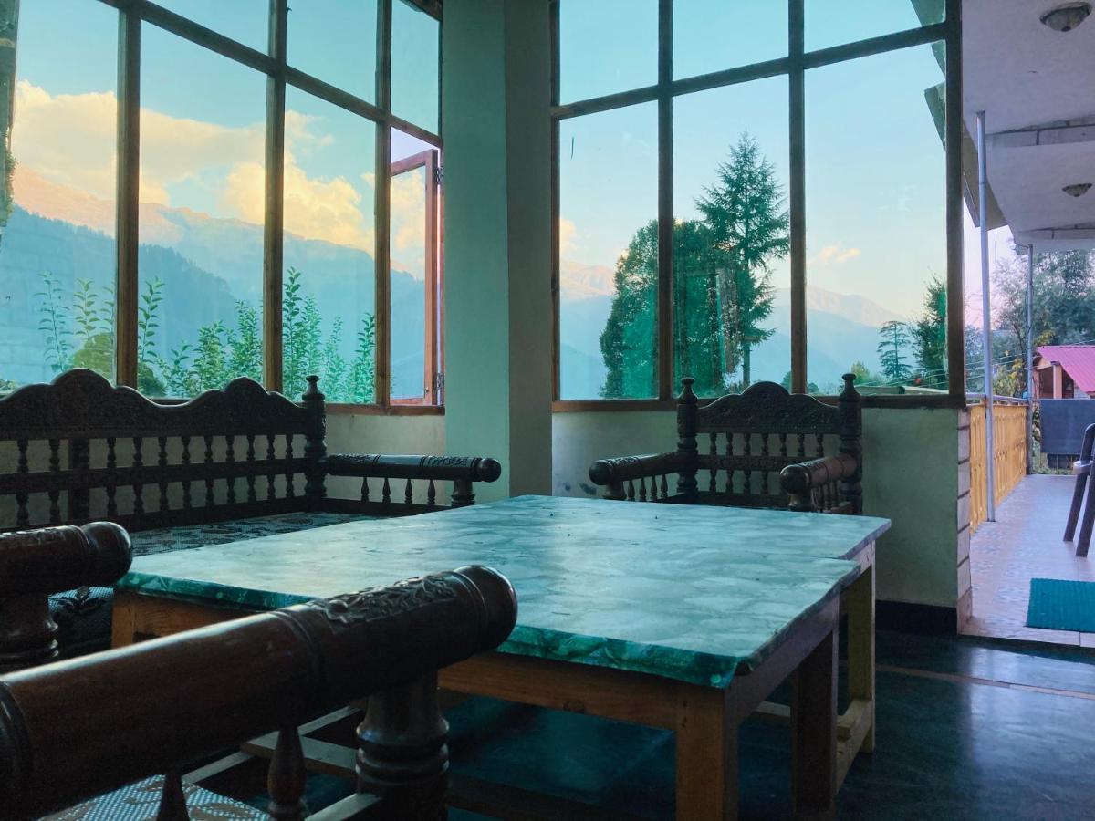 Woods Villa- A Luxury Mountains View Cottages 마날리 외부 사진