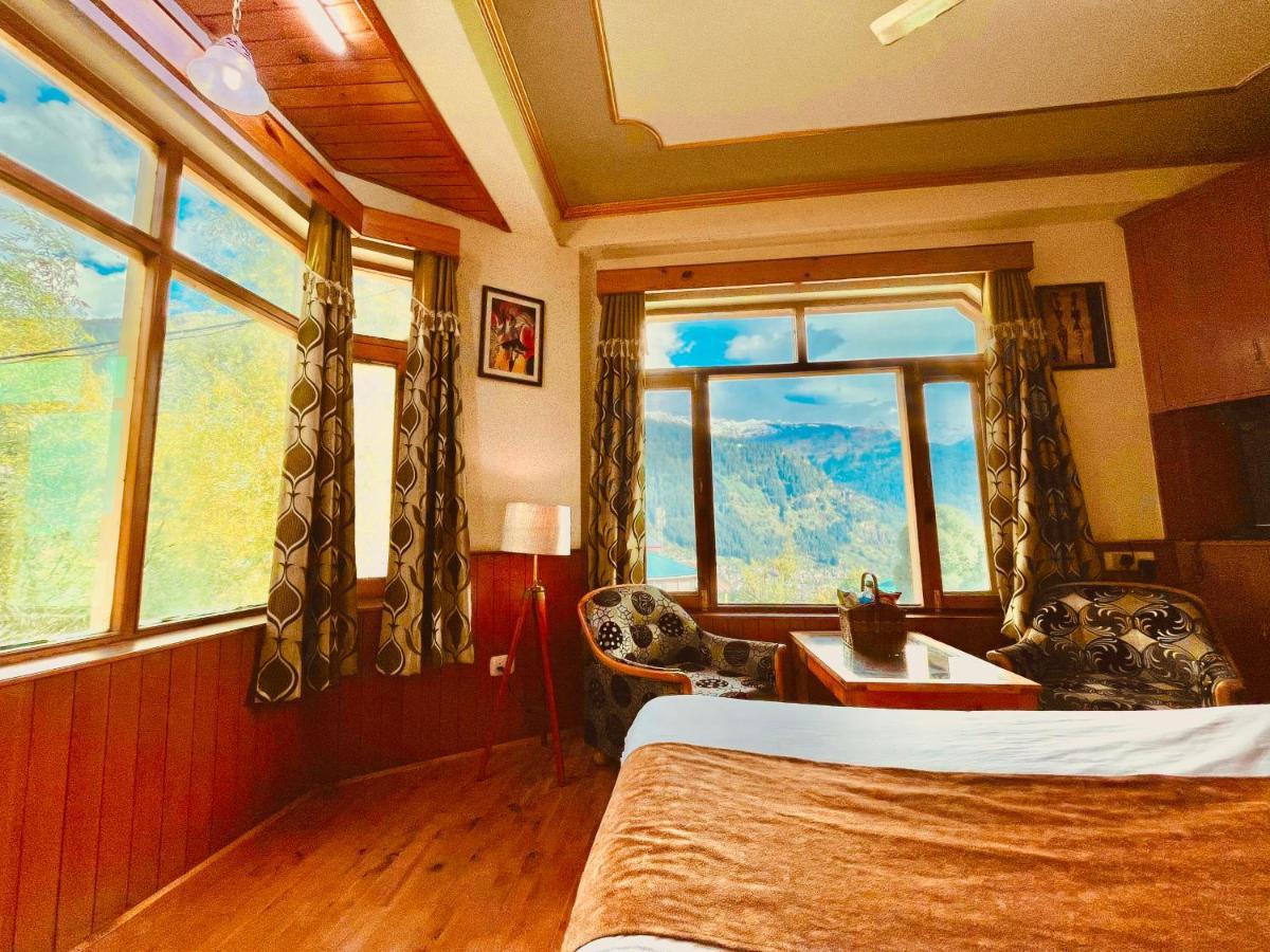 Woods Villa- A Luxury Mountains View Cottages 마날리 외부 사진