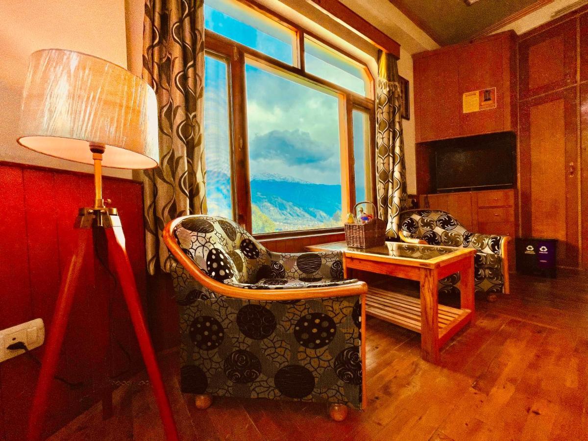 Woods Villa- A Luxury Mountains View Cottages 마날리 외부 사진